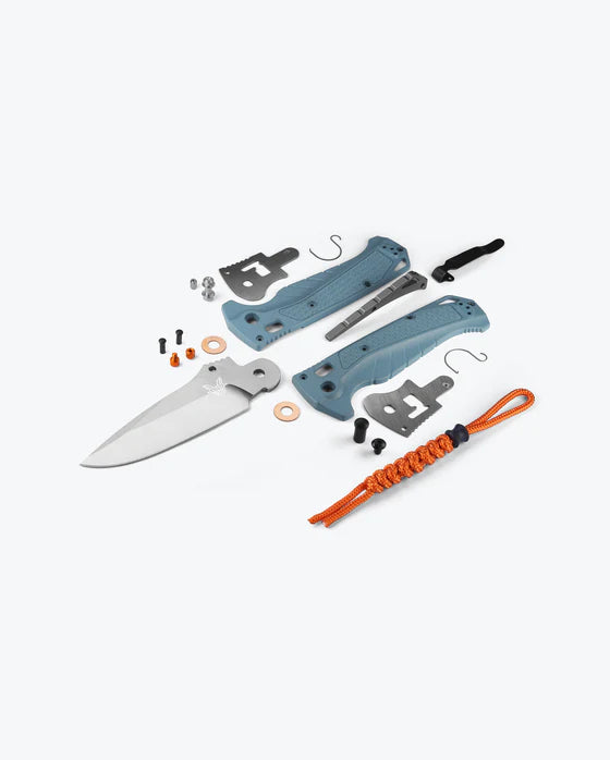 Benchmade Adira - Depth Blue Grivory ( Drop-point )