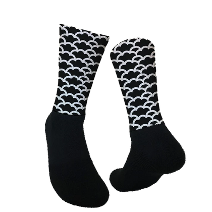 Lurk Black & White Clouds