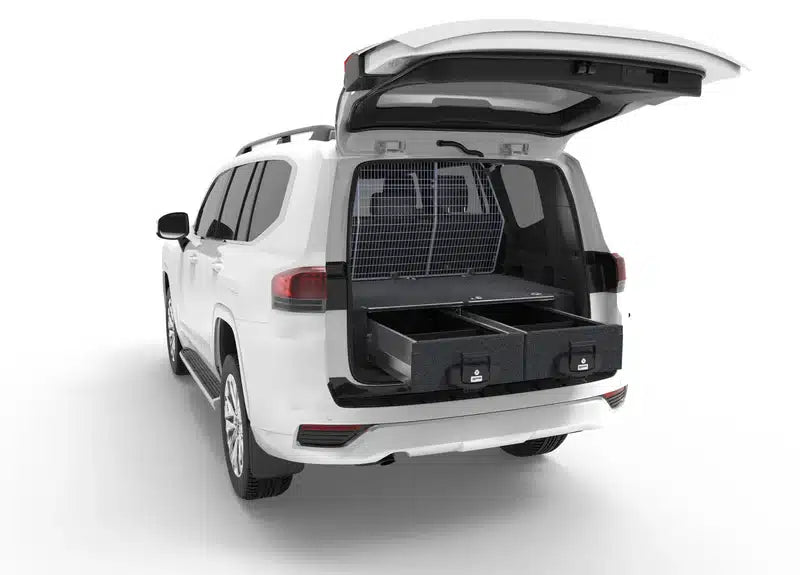 LC300 4WD INTERIORS HALF CARGO BARRIER