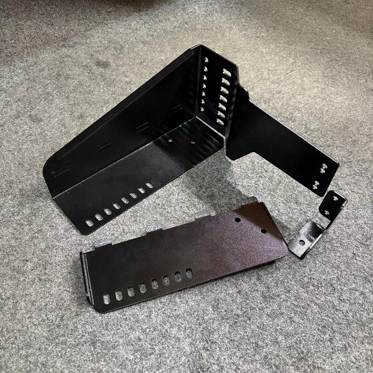 QUICK PITCH AWNING TO RHINO-RACK PIONEER 5 BRACKET – RHS – Campnsea