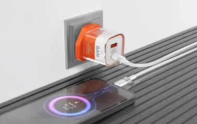 Porodo Crystal Shell  GaN Wall Charger 1.2M Lightning Cable Included