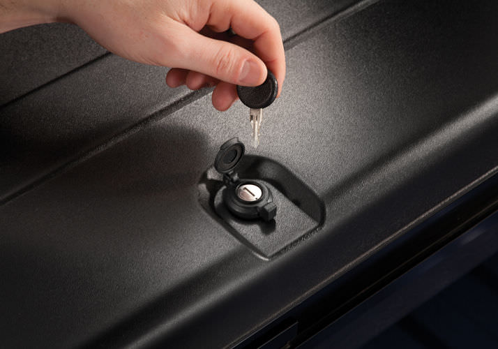 TRUXEDO | UNIVERSAL TONNEAUMATE TOOL BOX | 55″ X 22″