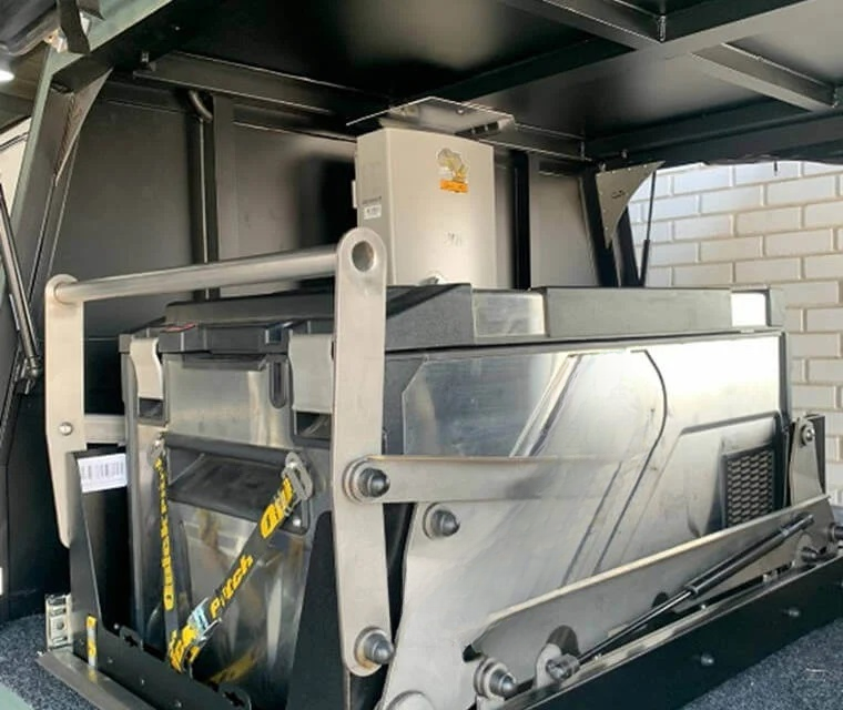 QUICK PITCH | DROP DOWN FRIDGE SLIDE