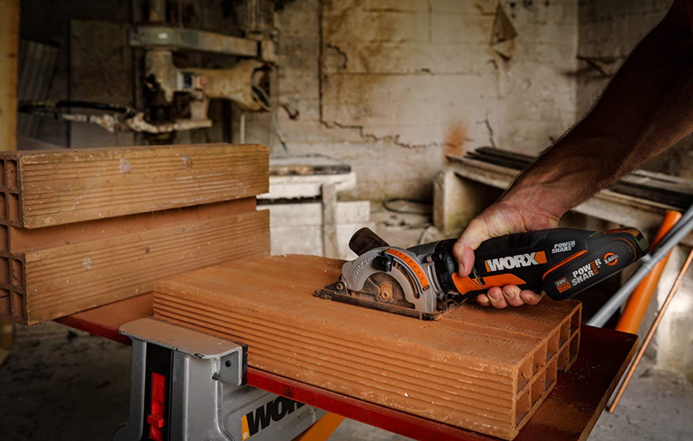 Worx Cirkelzaag WX523 - 20V Accu - Met lasergeleider Worx Cirkelzaag WX523 - 20V Accu - Met lasergeleider